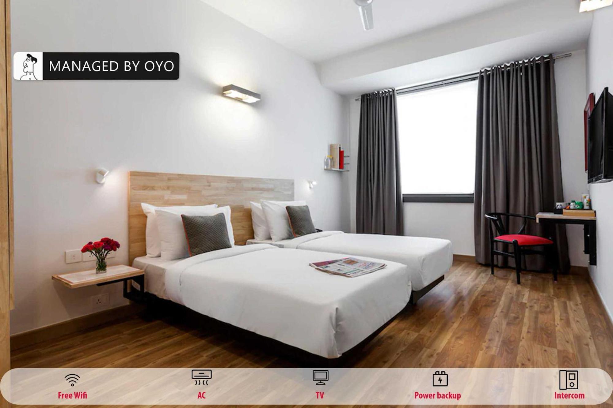 Hotel Gautam Residency Yeni Delhi Dış mekan fotoğraf