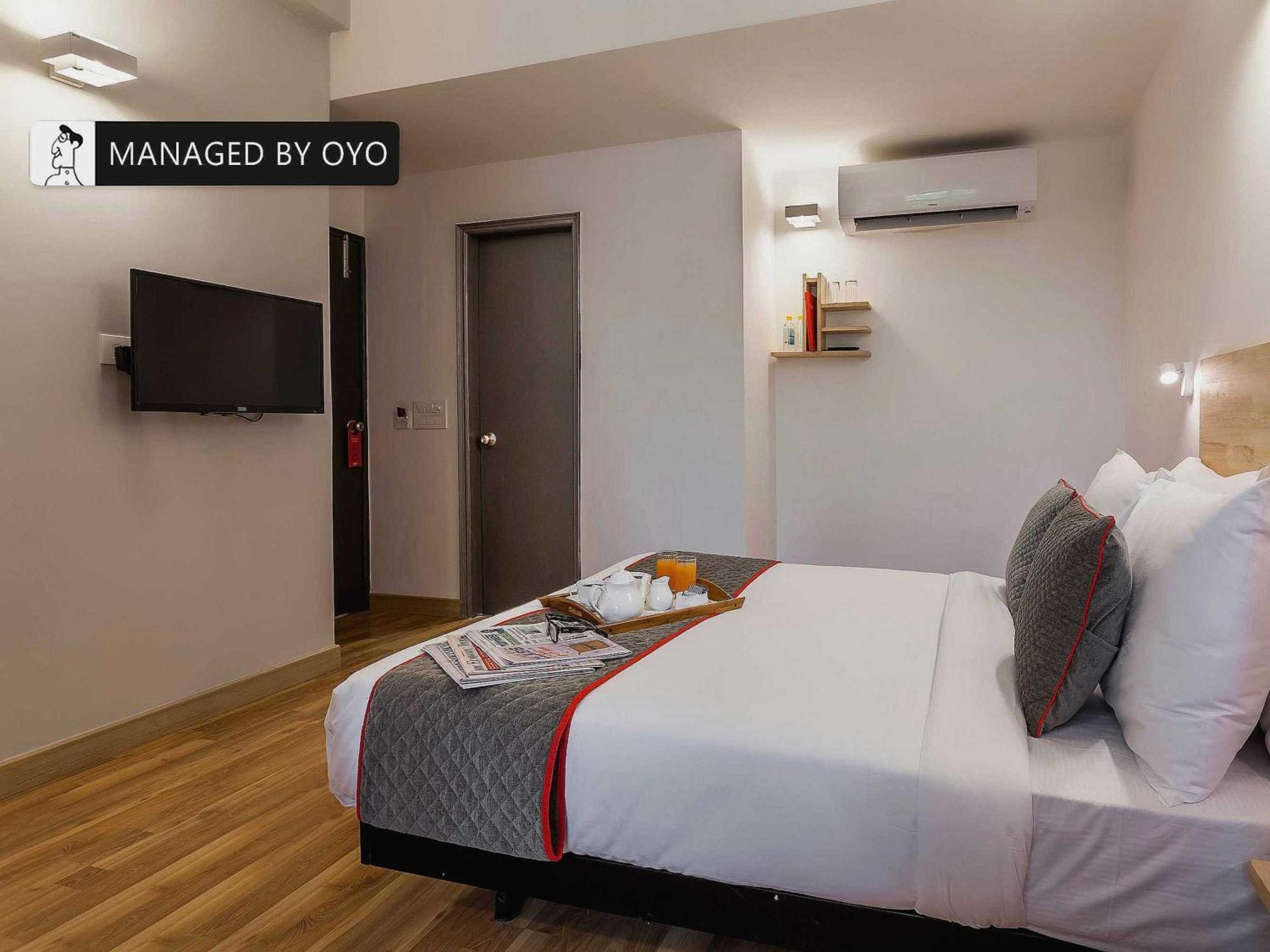 Hotel Gautam Residency Yeni Delhi Dış mekan fotoğraf