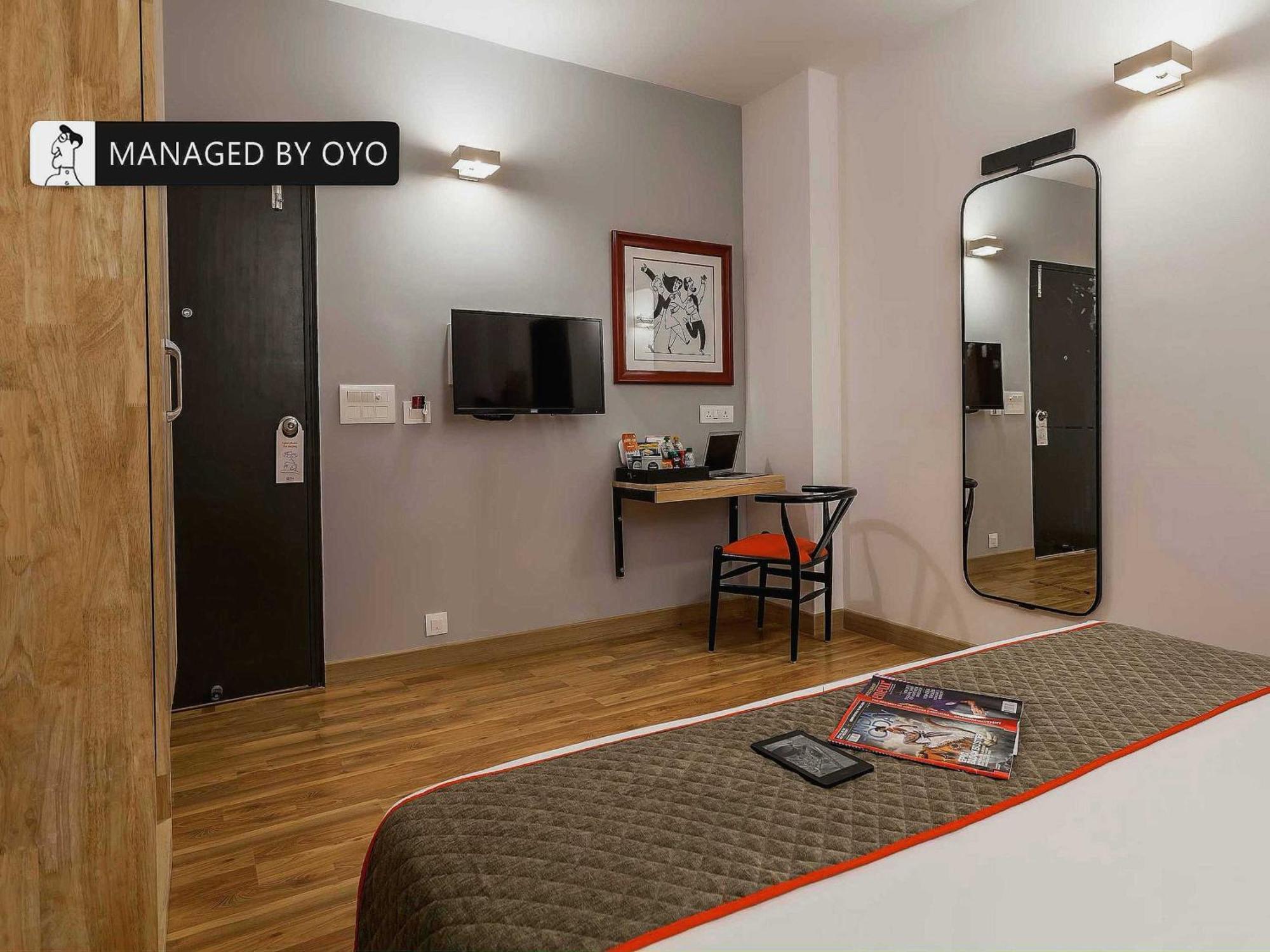 Hotel Gautam Residency Yeni Delhi Dış mekan fotoğraf