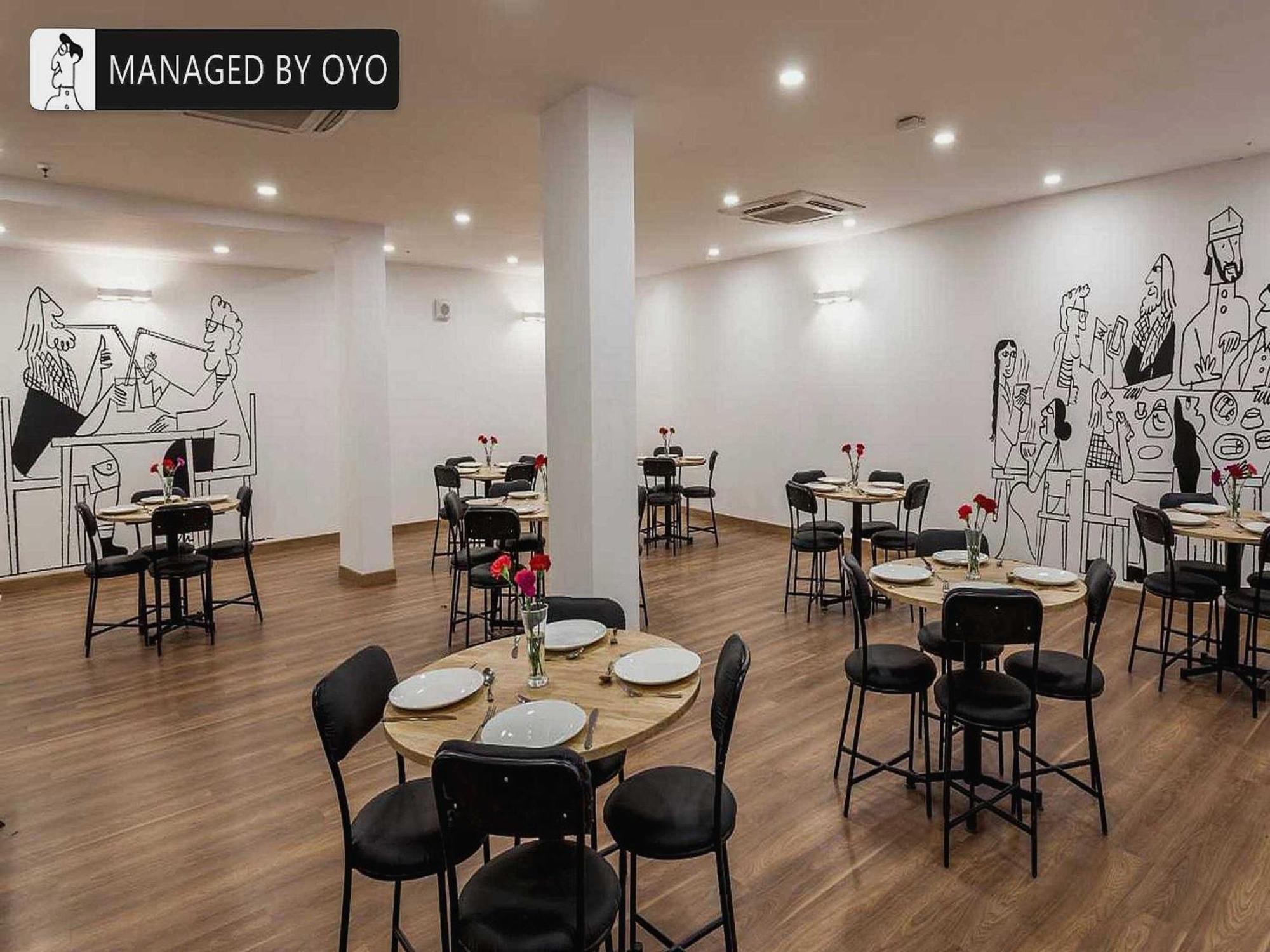 Hotel Gautam Residency Yeni Delhi Dış mekan fotoğraf