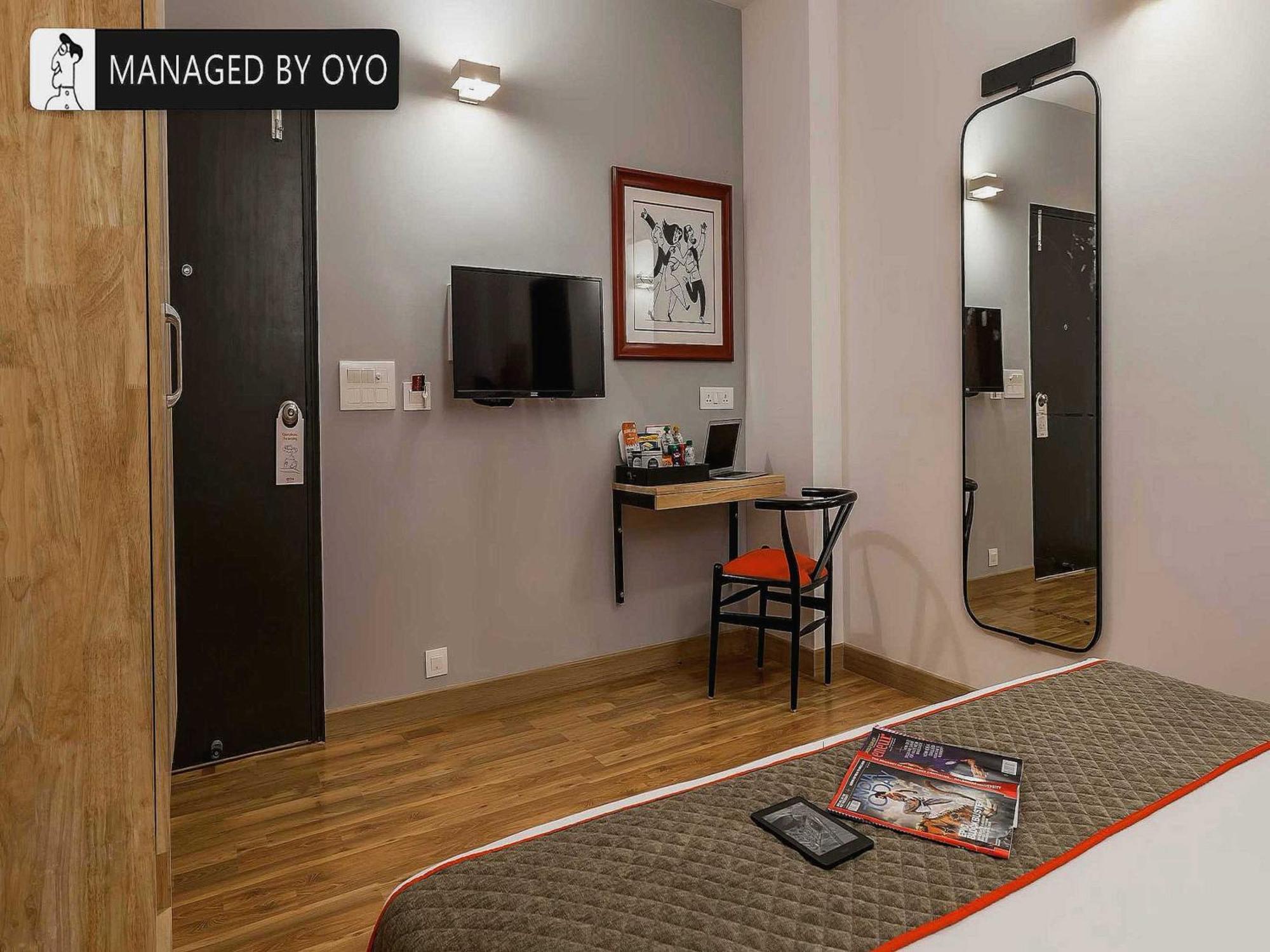 Hotel Gautam Residency Yeni Delhi Dış mekan fotoğraf