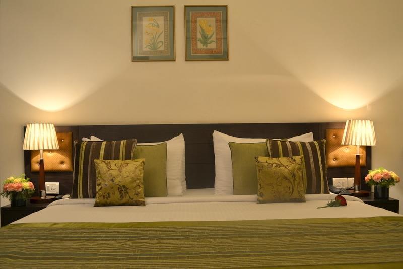Hotel Gautam Residency Yeni Delhi Dış mekan fotoğraf